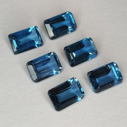 Topaze bleue de Londres taille émeraude 6x4mm 6pz