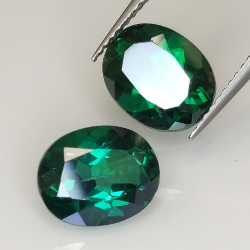 Green topaz oval cut 10x8mm 1pz