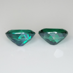 Green topaz oval cut 10x8mm 1pz