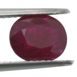 2,33ct Ruby Oval Cut