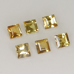 Princess cut yellow sapphire 2.1-2.7mm 1ct