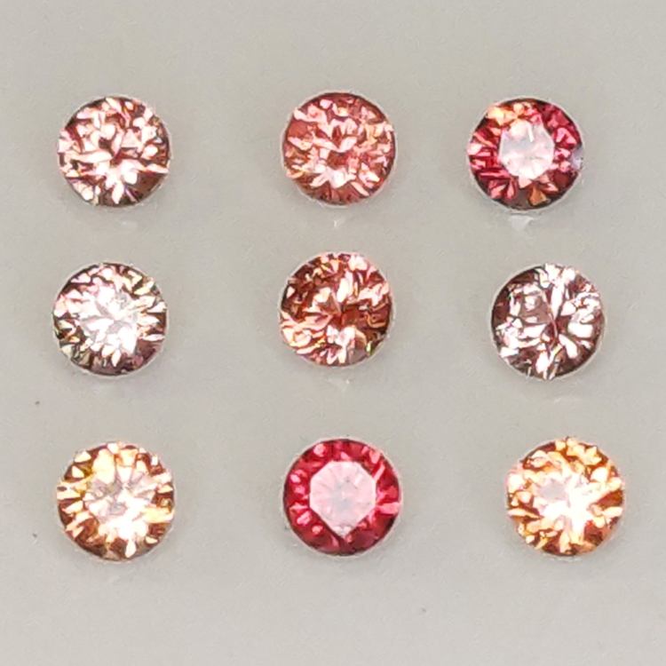 Saphir Padparadscha taille brillant 1.7mm 1ct