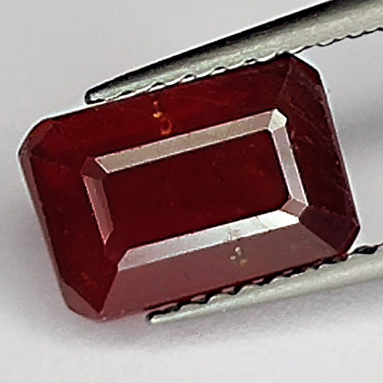 2.80ct Ruby emerald cut 8.4x5.7mm