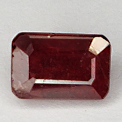 1.85ct Ruby emerald cut 7.7x5.0mm