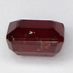 2.95ct Rubin smaragdschliff 7.7x5.8mm