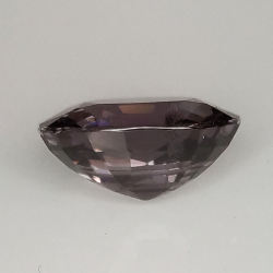 2.57ct Lila Spinell oval geschnitten 9.4x7.4mm