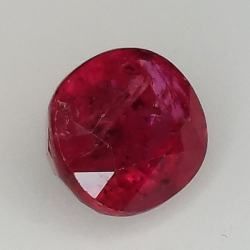 1.80ct Ruby oval cut 6.7x6.1mm