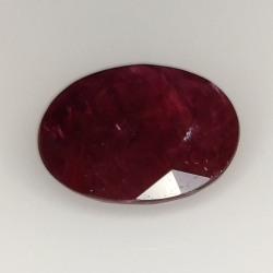 4.06ct Rubis coupe ovale 11.6x9.7mm