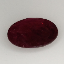 4.06ct Rubis coupe ovale 11.6x9.7mm