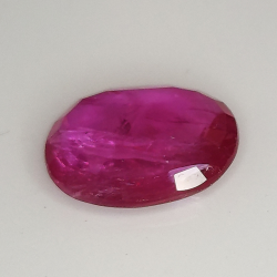 2.60ct Rubin ovalschliff 10.3x8.8mm