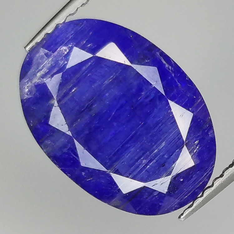 4.74ct Tanzanite taglio ovale 13.1x9.3mm