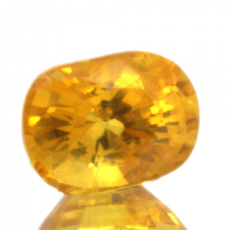 Saphir jaune 1,12 ct taille ovale 6,11x4,57 mm