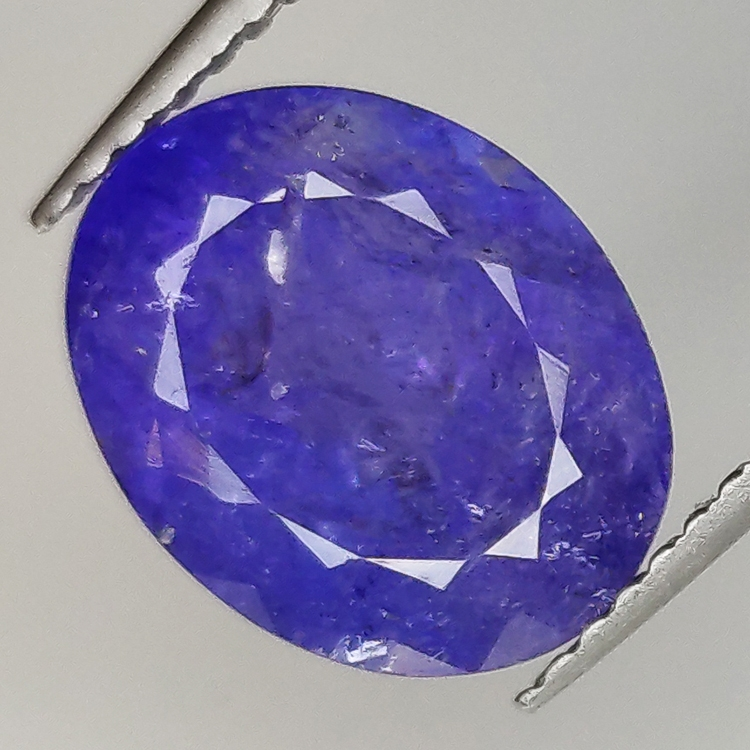 3.81ct Tanzanite taglio ovale 10.7x8.5mm