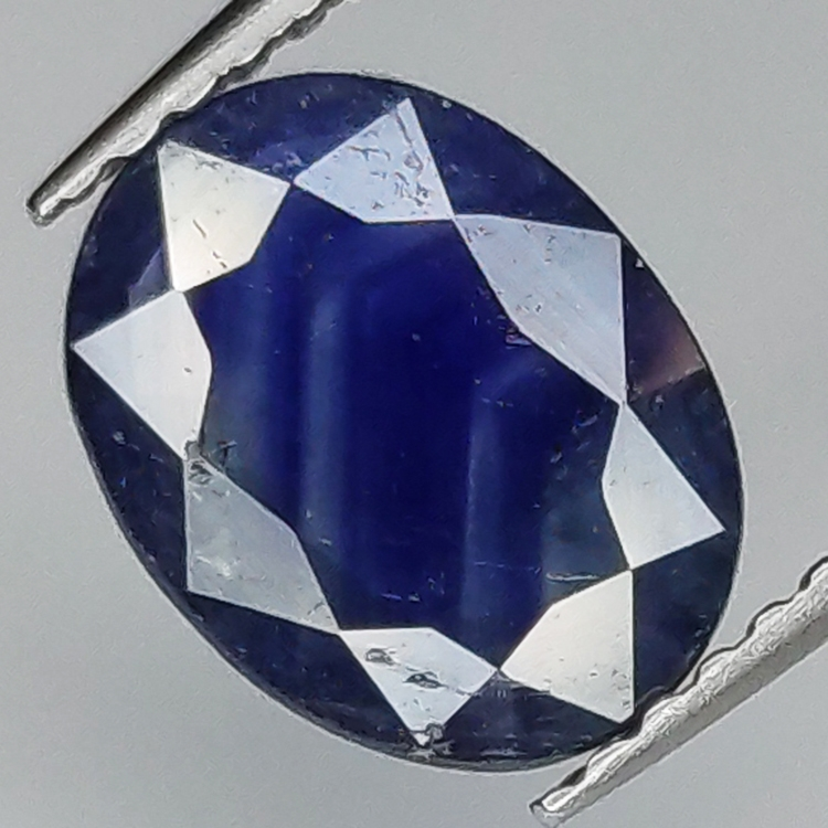 1.46ct Blauer Saphir Ovalschliff 9.0x6.9mm