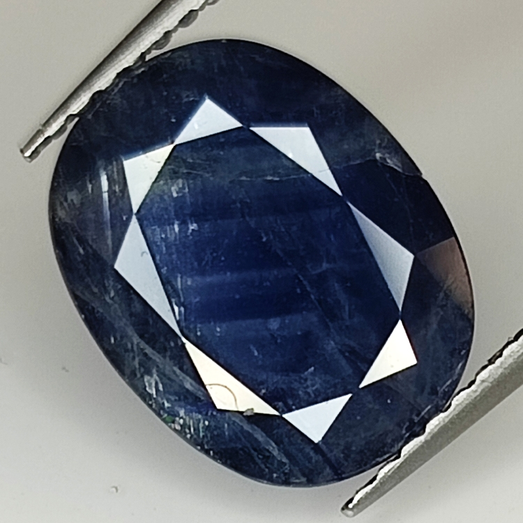 4.22ct Zafiro Azul talla oval 11.5x8.9mm