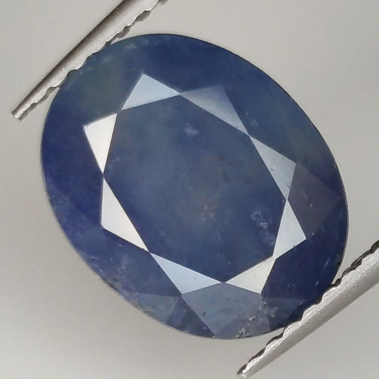 4.91ct Zaffiro blu taglio ovale 11.3x9.1mm