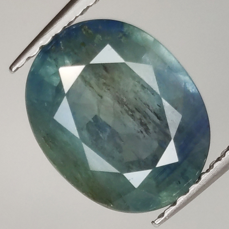 3.78ct Zaffiro blu taglio ovale 10.4x8.3mm