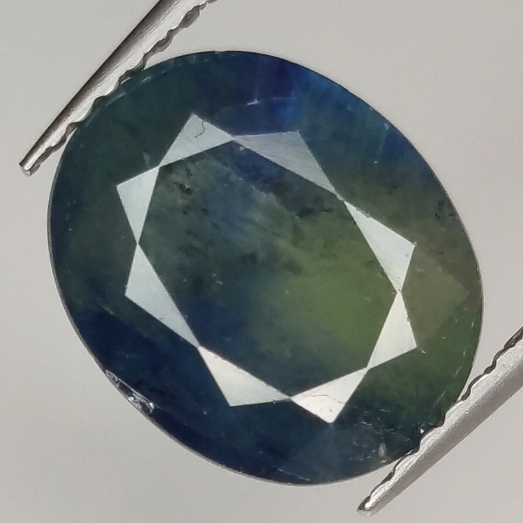 5.20ct Zaffiro blu taglio ovale 10.8x8.9mm