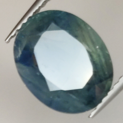 3.95ct Saphir Bleu coupe ovale 10.7x8.6mm