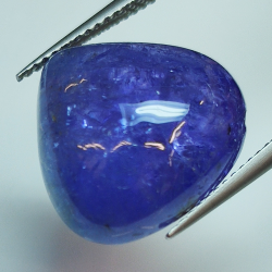 14.11ct Tanzanite poire cabochon 14.9x16.0mm