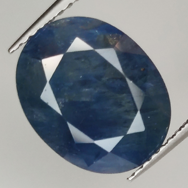 6.90ct Tanzanite taglio ovale 12.7x10.2mm