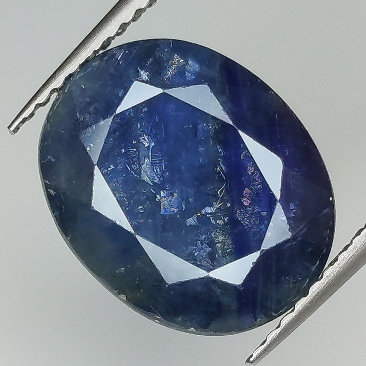 8.42ct Blauer Saphir Ovalschliff 12.9x10.4mm