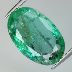 2.34ct Smaragd Ovalschliff 11.2x7.3mm