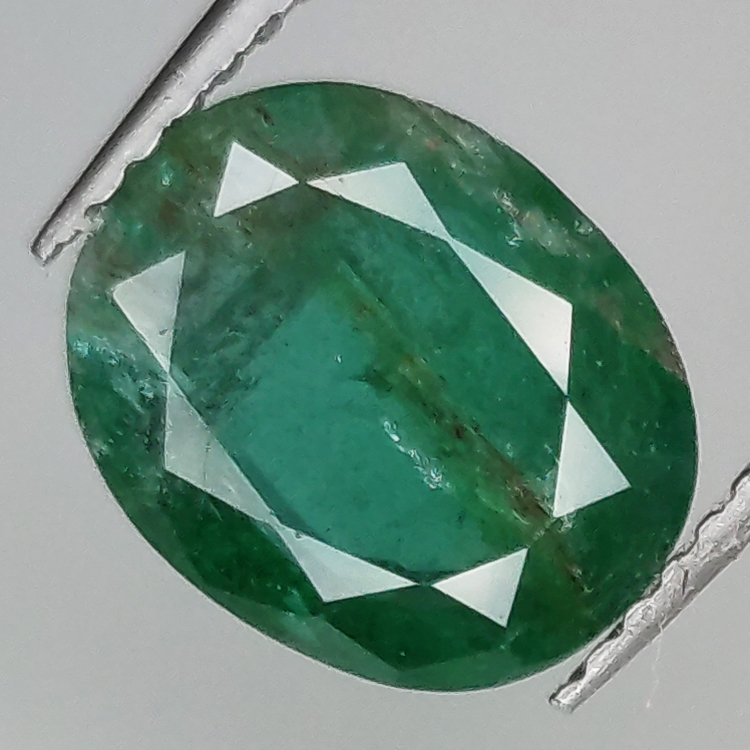 2.68ct Emerald oval cut 9.9x8.1mm