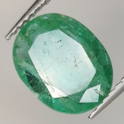 2.42ct Emerald oval cut 10.4x8.1mm