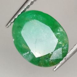 2.84ct Esmeralda talla oval 10.2x8.0mm