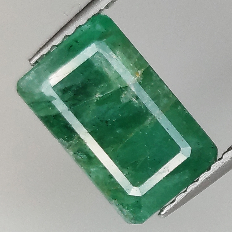 2.70ct Emerald emerald cut 10.1x6.3mm