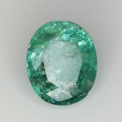 1.94ct Emeraude coupe ovale 9.0x7.5mm