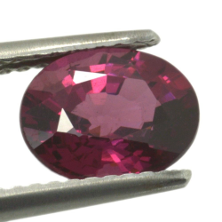 1,99ct.Rhodolite Garnet Oval Cut