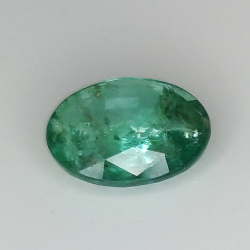 1.39ct Emeraude coupe ovale 9.1x7.0mm