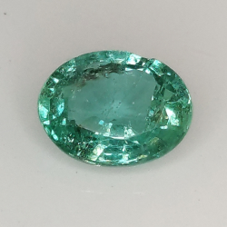 1.08ct Smaragd Ovalschliff 7.7x5.9mm