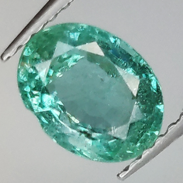 1.08ct Emerald oval cut 7.7x5.9mm