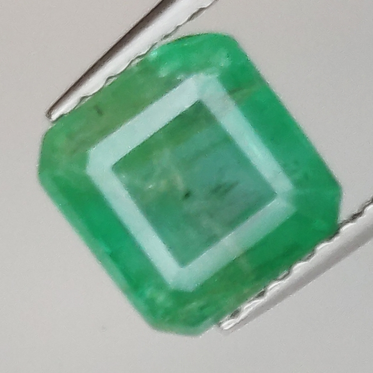 1.80ct Smaragd Smaragdschliff 6.8x6.6mm