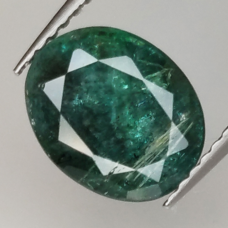 2.49ct Emerald oval cut 9.6x7.8mm