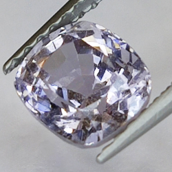 1.48ct Spinelle Violet coussin coupe 6x6mm