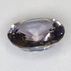 1.53ct Espinela Violeta talla oval 8x6mm