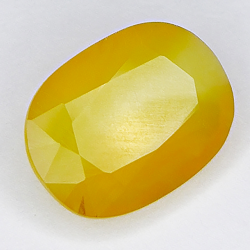 3.70ct Ópalo de Fuego talla oval 12.7x9.5mm