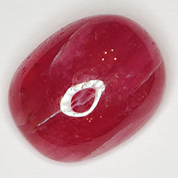 10.93ct Rubin cabochon kissen 13.7x11.0mm