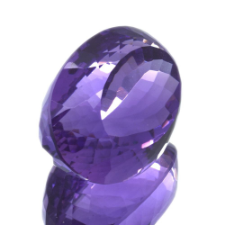 34,07 ct Amethyst im Ovalschliff 22,08 x 17,08 mm