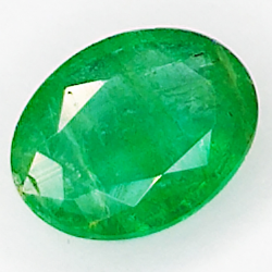 0.86ct Emerald oval cut 7.3x5.5mm