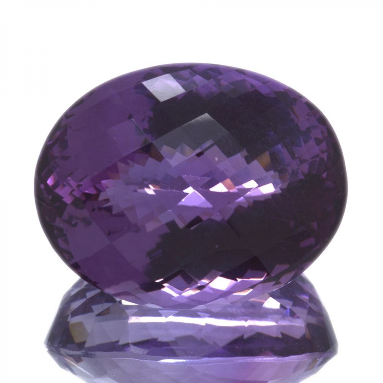 40,21ct Amethyst im Ovalschliff 23,6x18,2mm