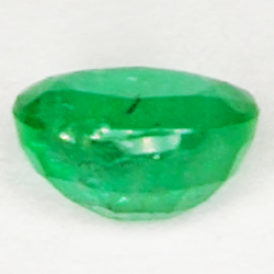 0.96ct Emerald oval cut 6.8x5.0mm