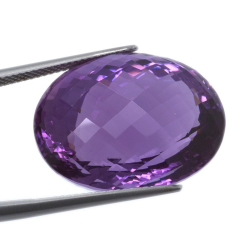 40,21ct Amethyst im Ovalschliff 23,6x18,2mm