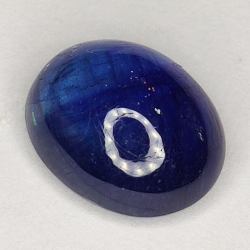 5.74ct Blauer Saphir cabochon oval 11.7x9.5mm