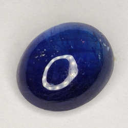 5.74ct Bleu Saphir cabochon ovale 11.7x9.5mm