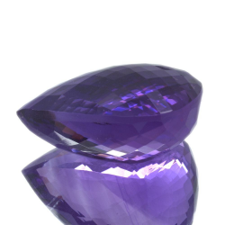 43,83 ct Amethyst im Birnenschliff, 26,85 x 20,94 mm